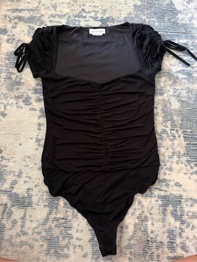 Lovers + Friends Black Ruched Short Sleeve Top with Tie Shoulders